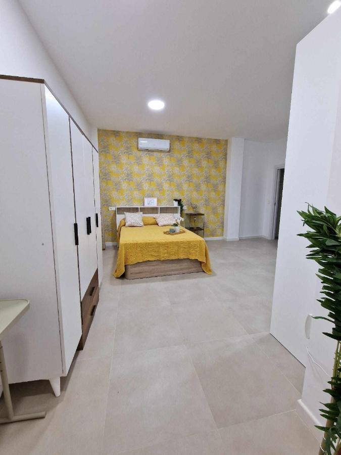 Moderno Apartamento 3 En Calle Marmoles Malaga Luaran gambar