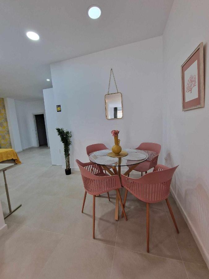 Moderno Apartamento 3 En Calle Marmoles Malaga Luaran gambar