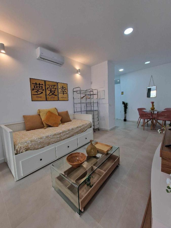 Moderno Apartamento 3 En Calle Marmoles Malaga Luaran gambar